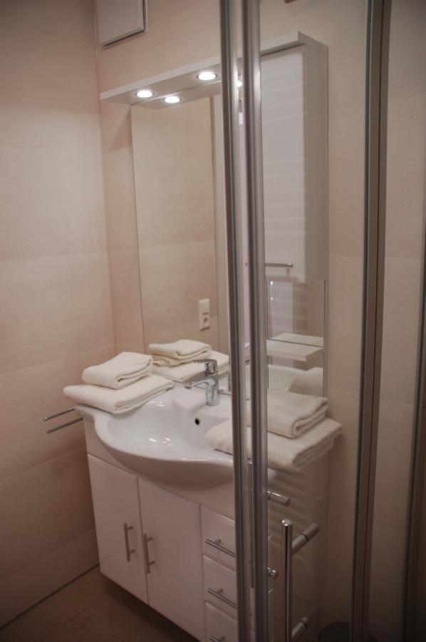 Aparthotel ไวเซนฮอร์น ภายนอก รูปภาพ